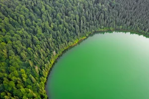 Lacul Roșu văzut de sus, Harghita, România